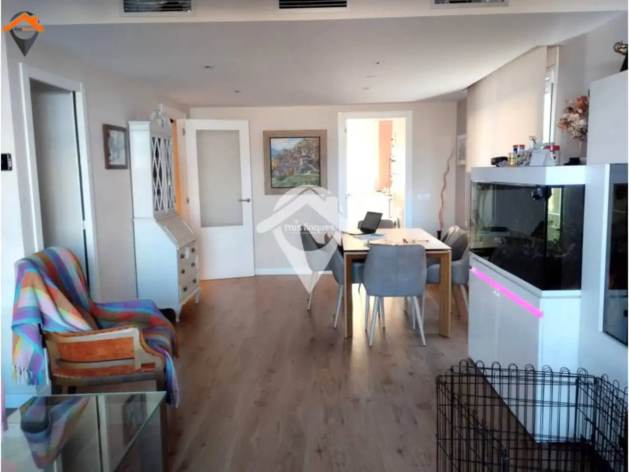 Sala d'estar de Casa o xalet en venda en Sant Quirze del Vallès amb Aire condicionat, Calefacció i Jardí privat