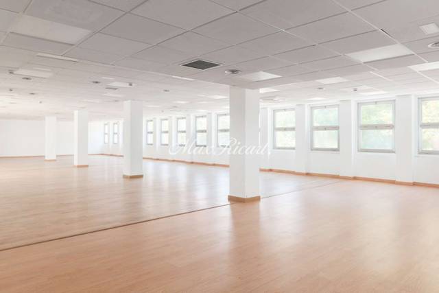 Oficina en Alquiler en La Nova Esquerra de l'Eixample