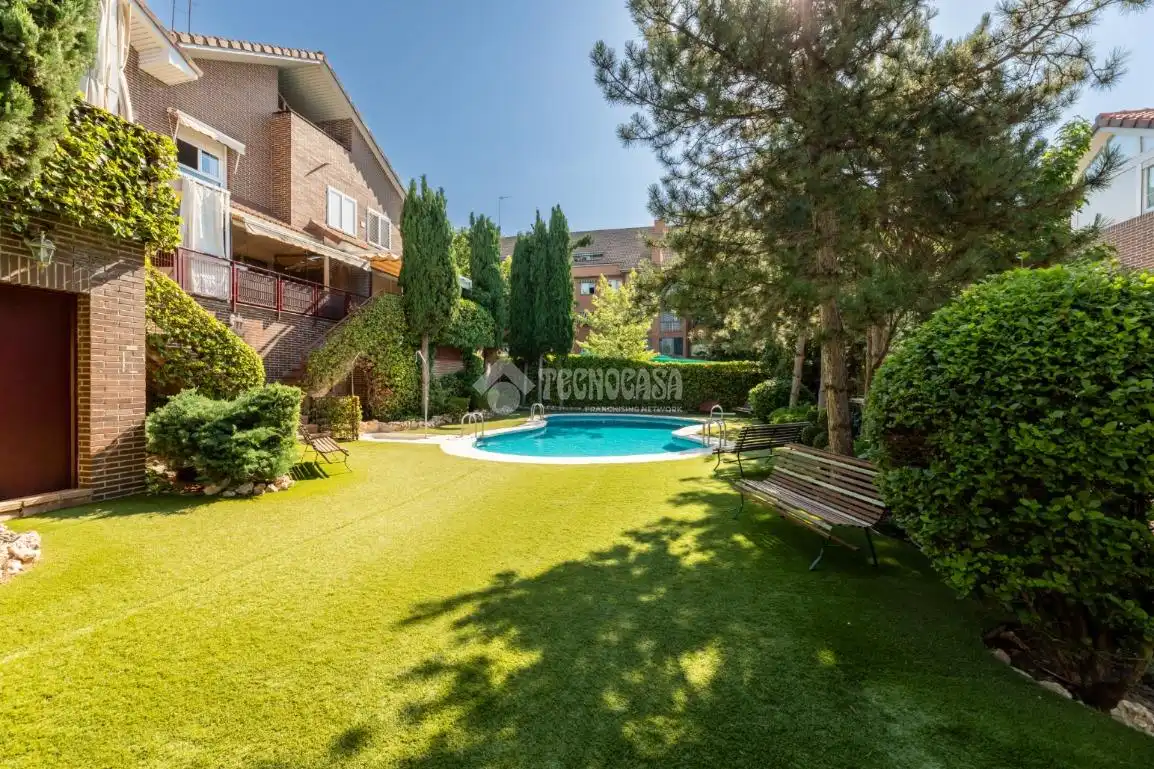 Garden of Detached homes for sale in Majadahonda  with Heating and Terrace