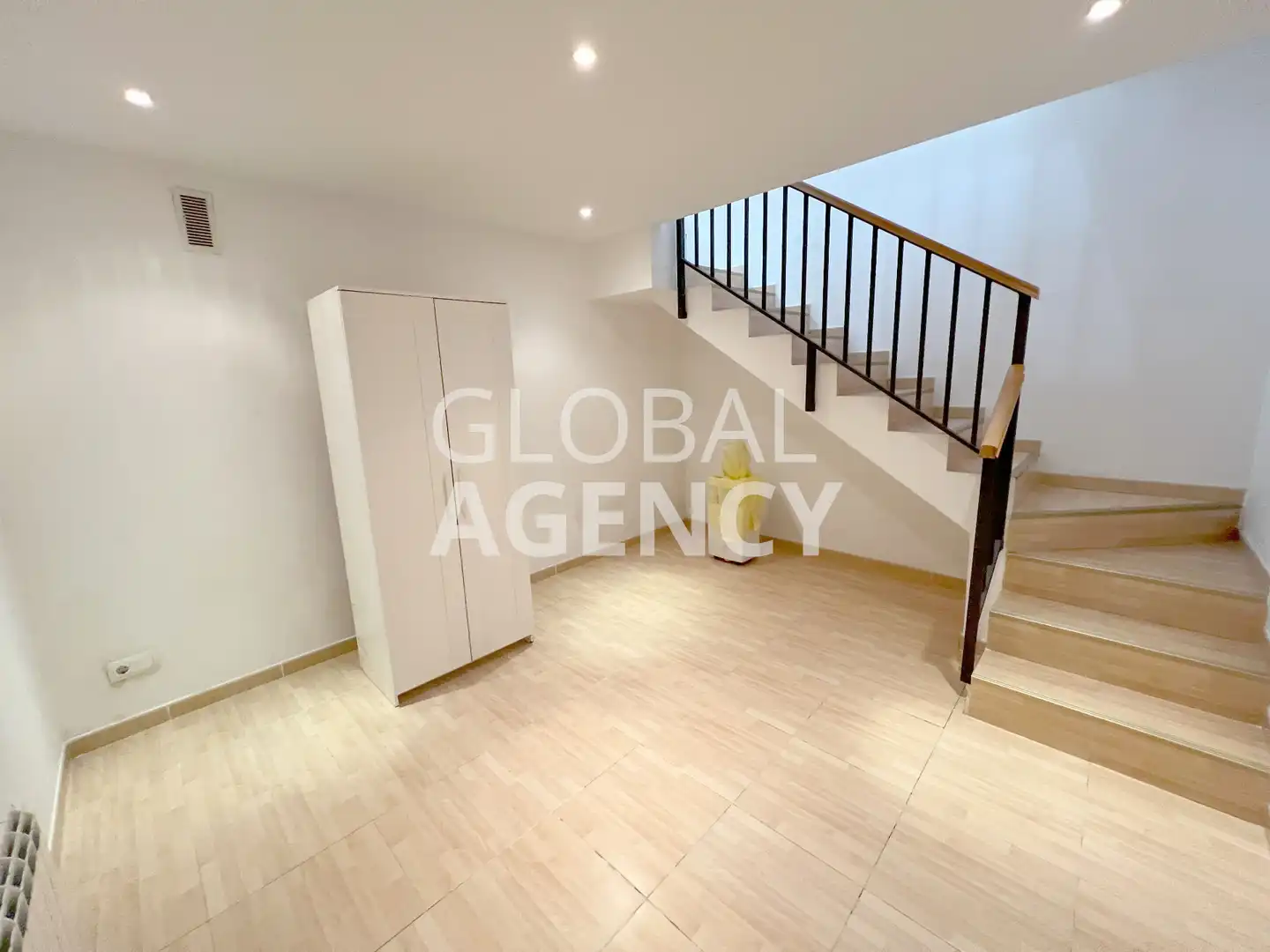 Duplexes for sale in Madrid  with Heating, Oven and Washing machine