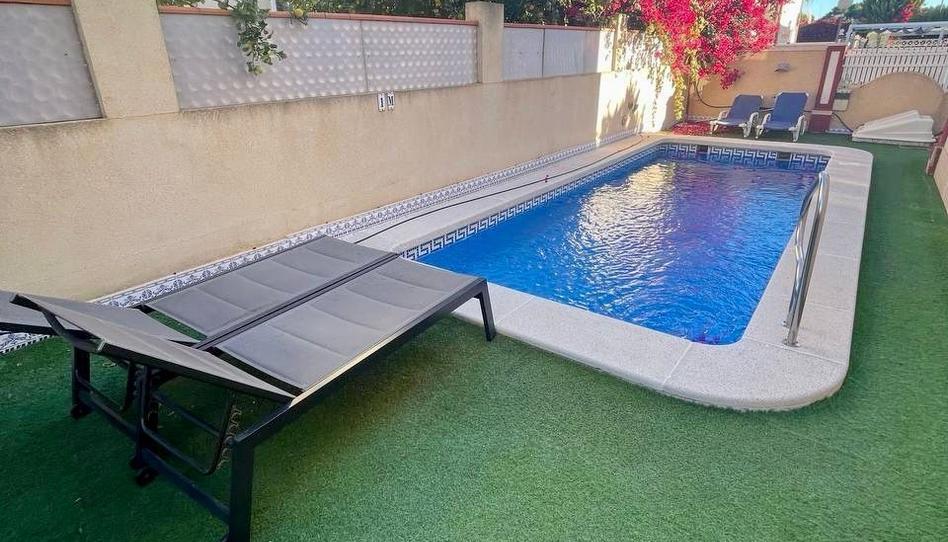 Photo 1 of Single-family semi-detached to rent in Campoamor, Alicante