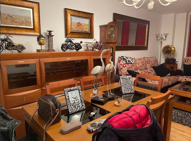 Piso en Venta en Calle EBRO en Reinosa