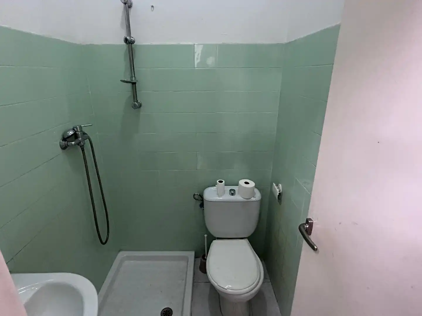 Baño de Nave industrial en venta en Cornellà de Llobregat
