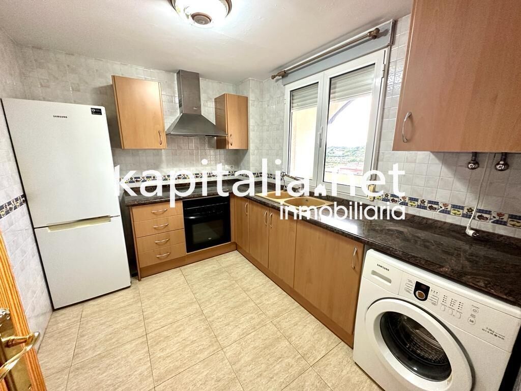 Cuina de Pis en venda en L'Olleria amb Traster i Balcó