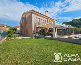 Jardí de Casa adosada en venda en Pineda de Mar amb Terrassa i Balcó