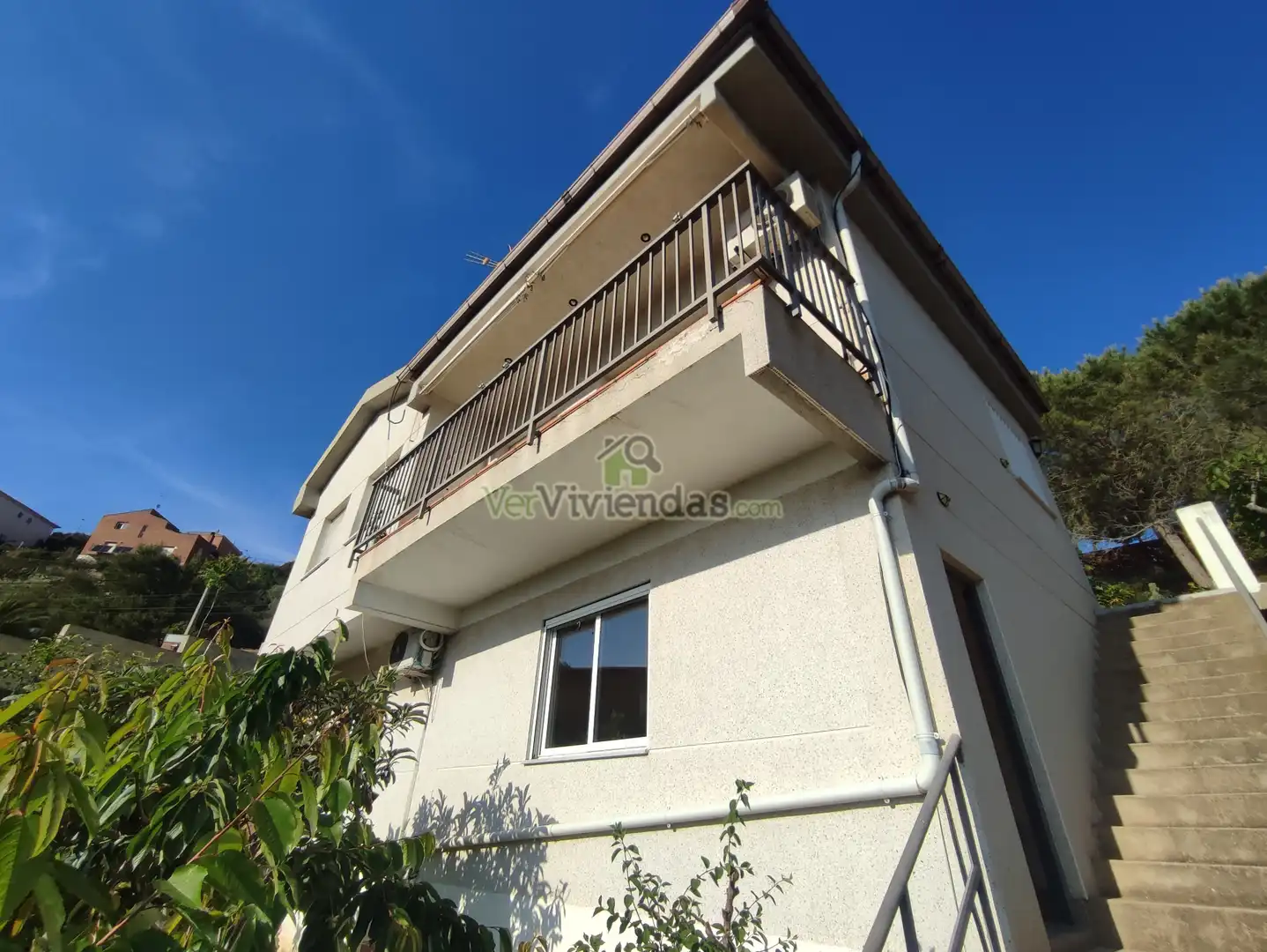 Vista exterior de Casa o chalet en venta en Vallirana con Aire acondicionado, Calefacción y Jardín privado