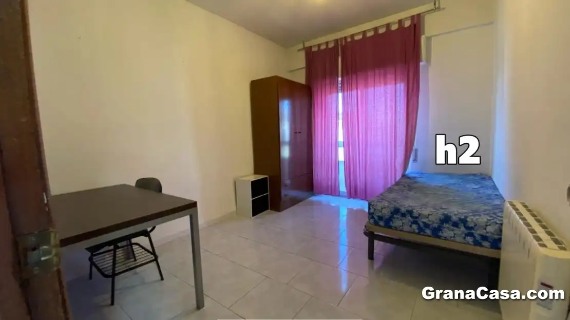 Schlafzimmer von Wohnung zur untervermieten in Granada mit Klimaanlage, Heizung und Möbliert