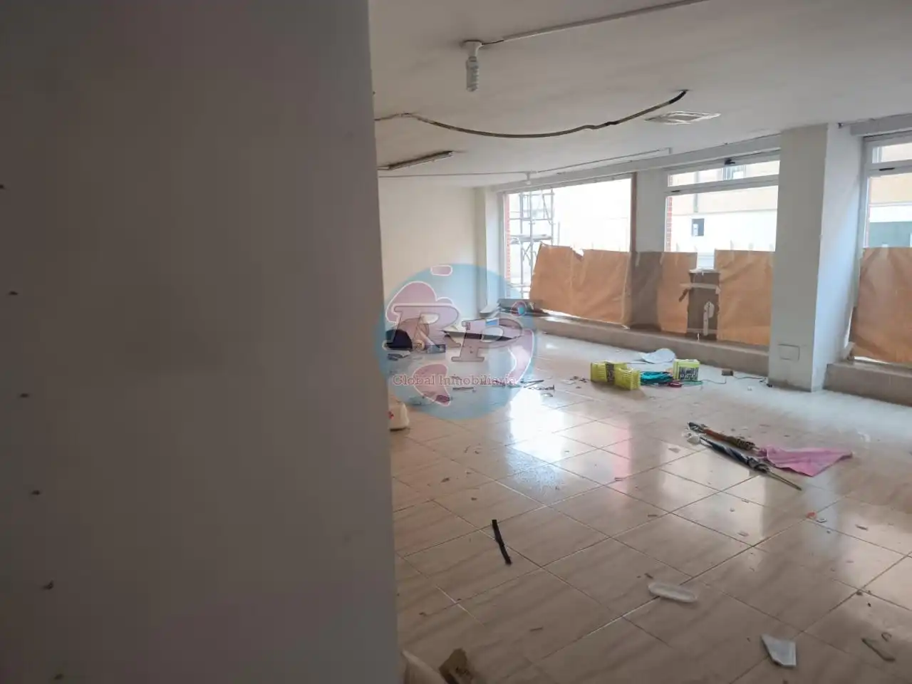 Local comercial en venda a Centro, imagen 4