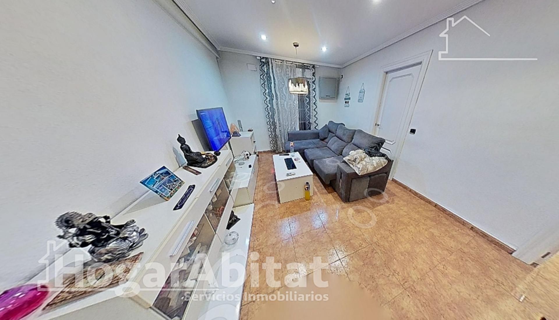 Bedroom of Flat for sale in  Valencia Capital  with Air Conditioner, Heating and Terrace