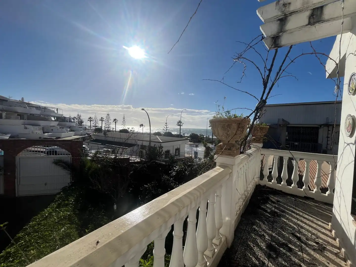 Vista exterior de Casa o xalet en venda en Vélez-Málaga amb Jardí privat i Terrassa