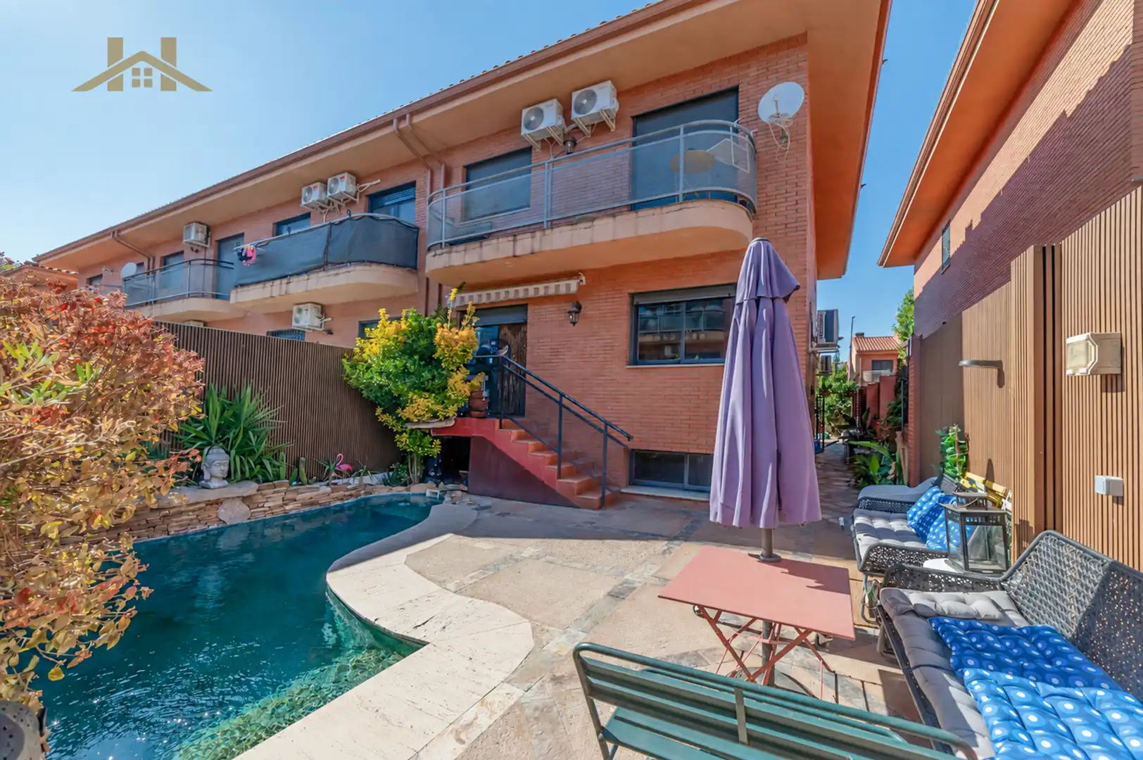 Casa pareada con piscina en venta en Calle Seseña Nuevo