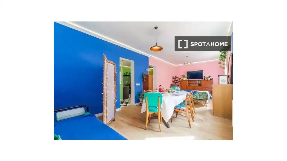 Bedroom of Flat for rent in Madrid  with Air Conditioner, Heating and Furnished
