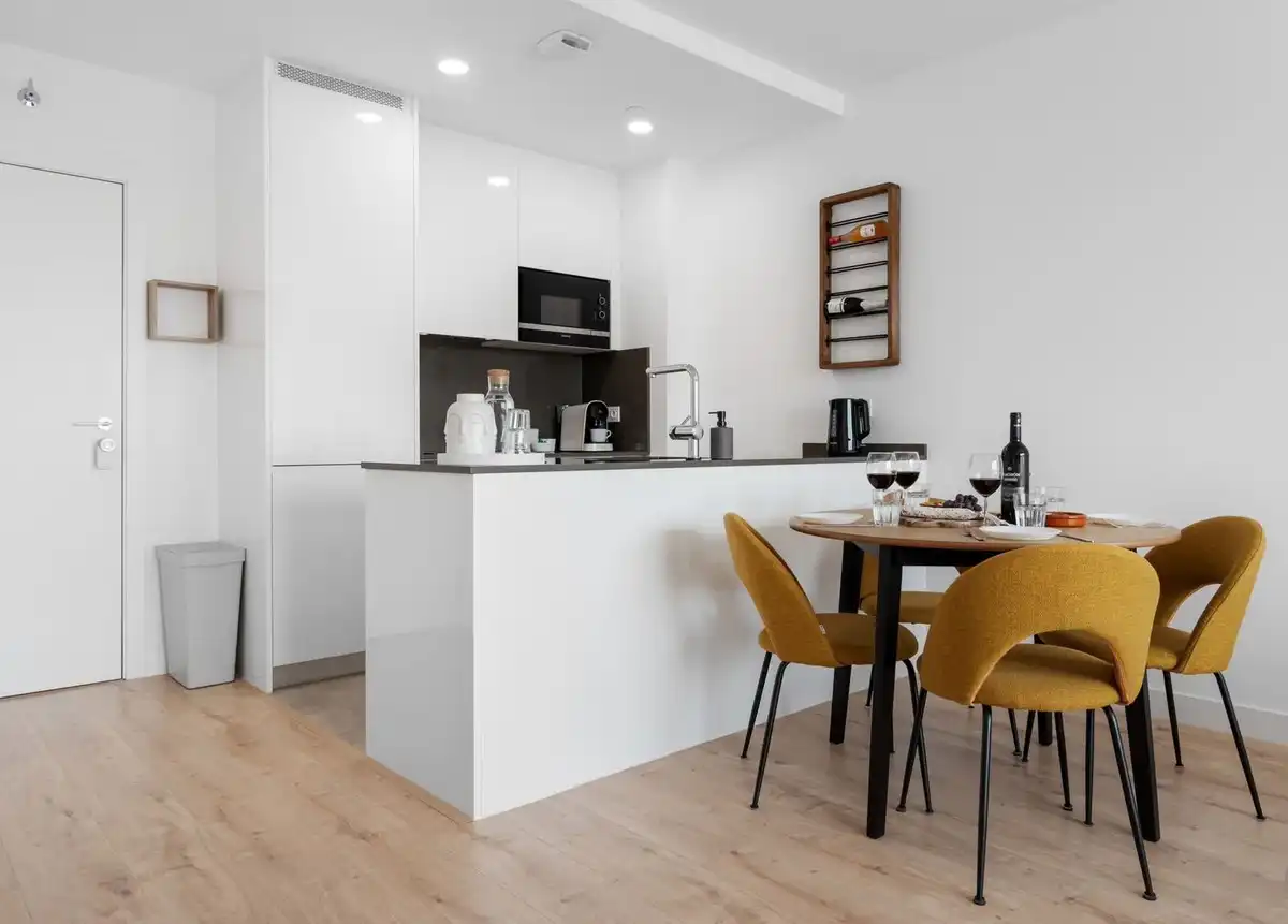 Cuina de Apartament en venda en Málaga amb Aire condicionat, Calefacció i Moblat