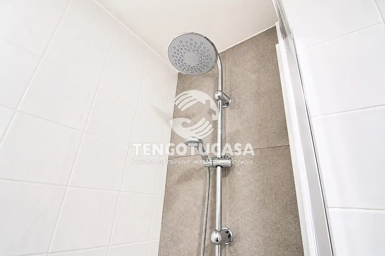 Baño de Piso en venta en Pinto con Aire acondicionado, Calefacción y Parquet