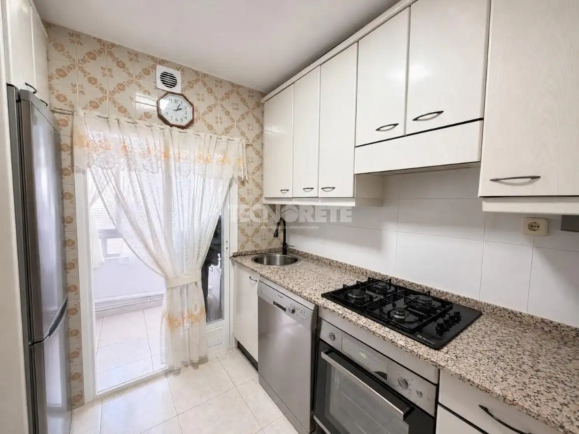 Cocina de Piso en venta en Madrid