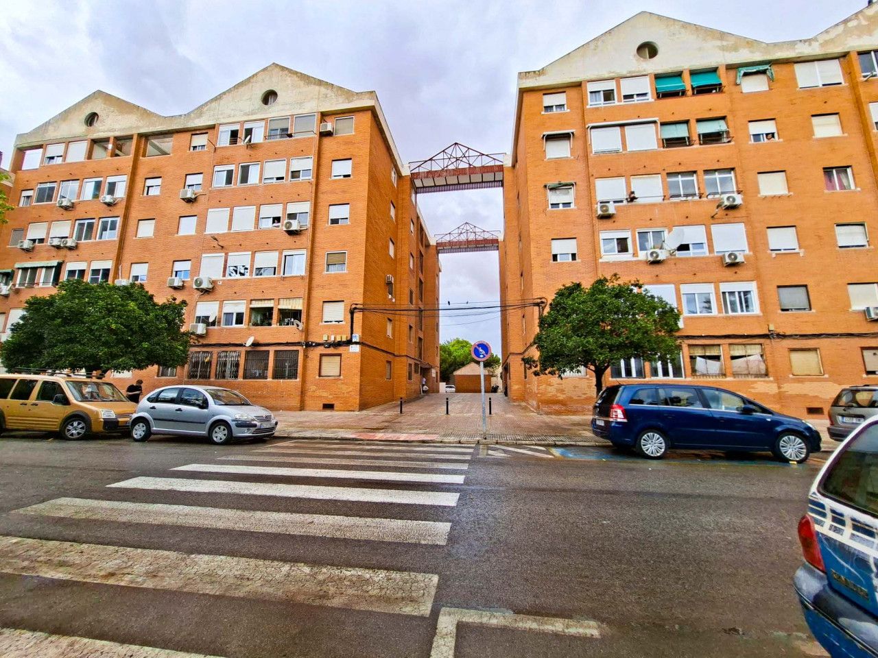 Exterior view of Apartment for sale in Torrevieja  with Air Conditioner, Heating and Terrace