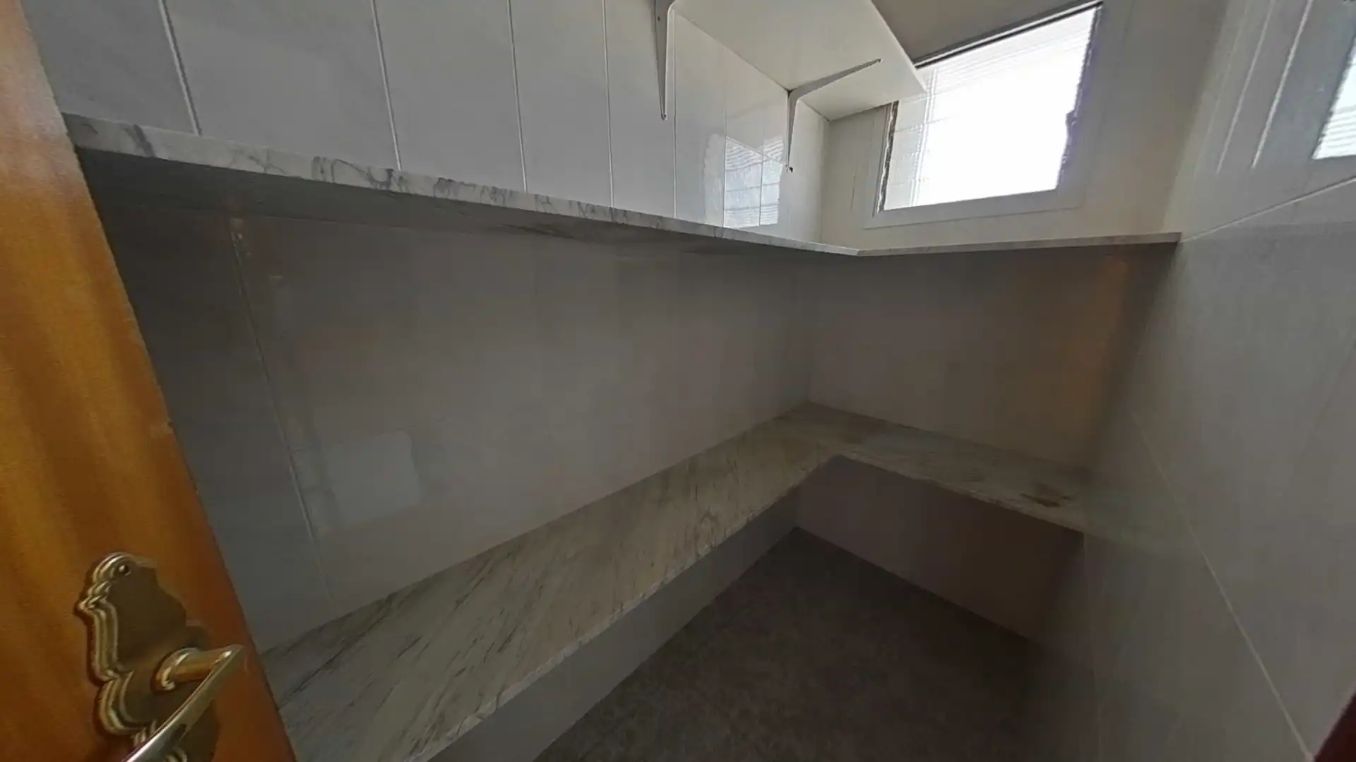 Cocina de Piso en venta en El Pinós / Pinoso con Balcón