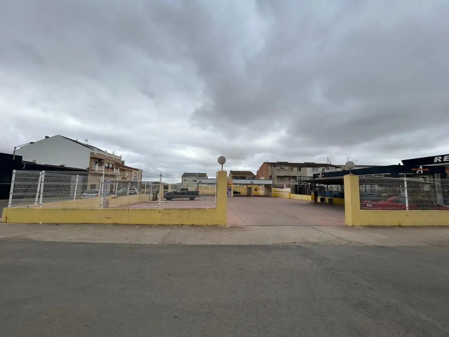 Aparcament de Residencial en venda en Hellín