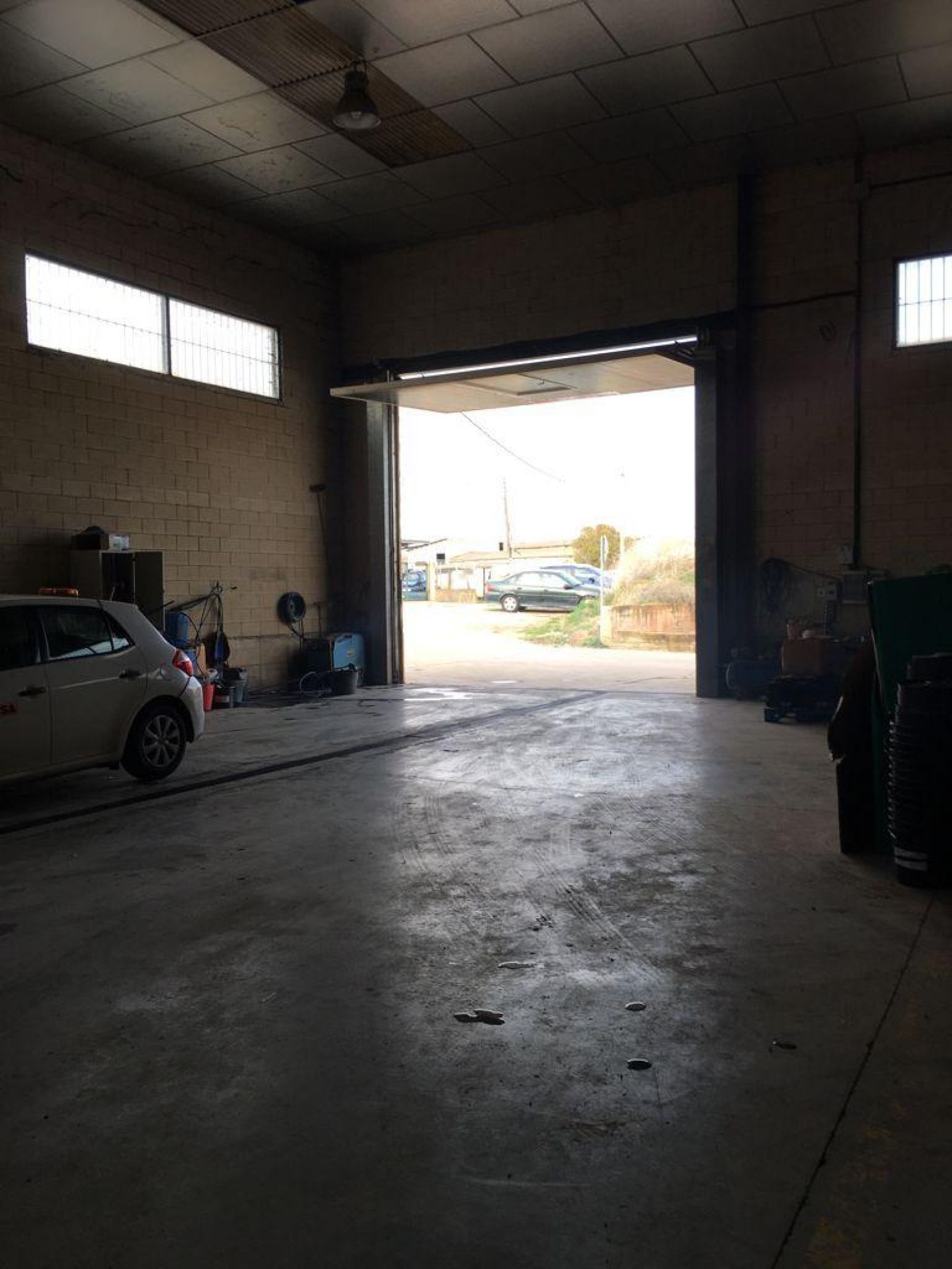 Aparcament de Nau industrial en venda en Pradejón