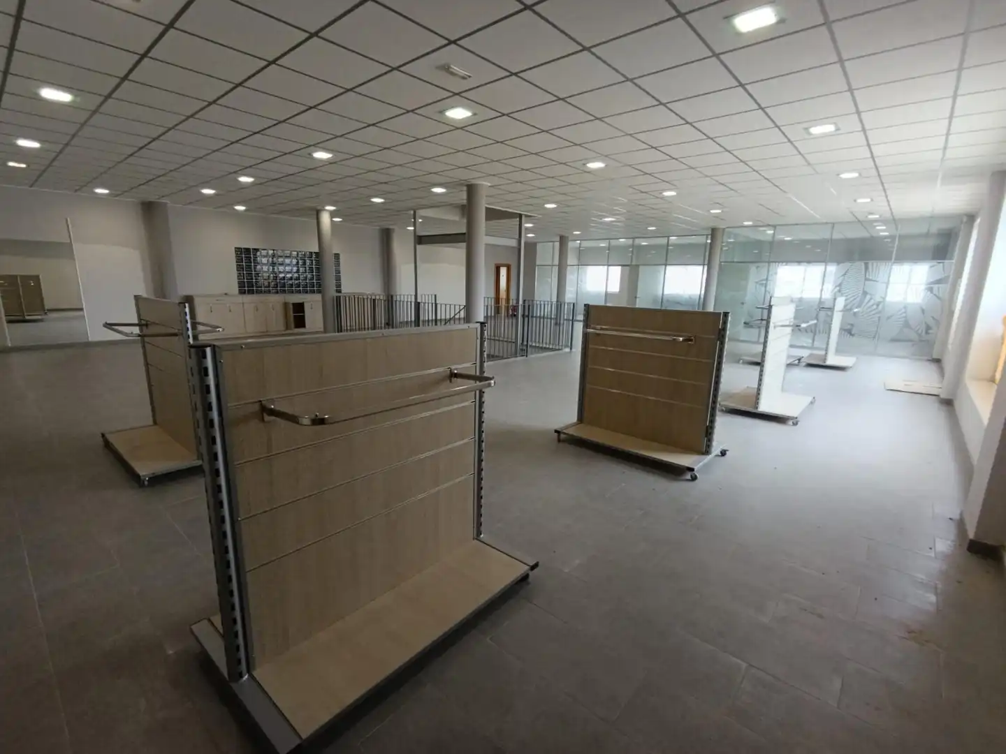 Industrial building for sale in Calle Peral 10, imagen 9