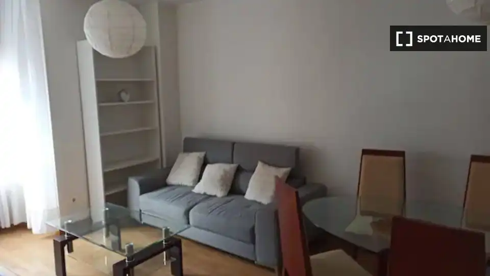 Sala de estar de Apartamento para compartir en Oviedo  con Aire acondicionado y Terraza
