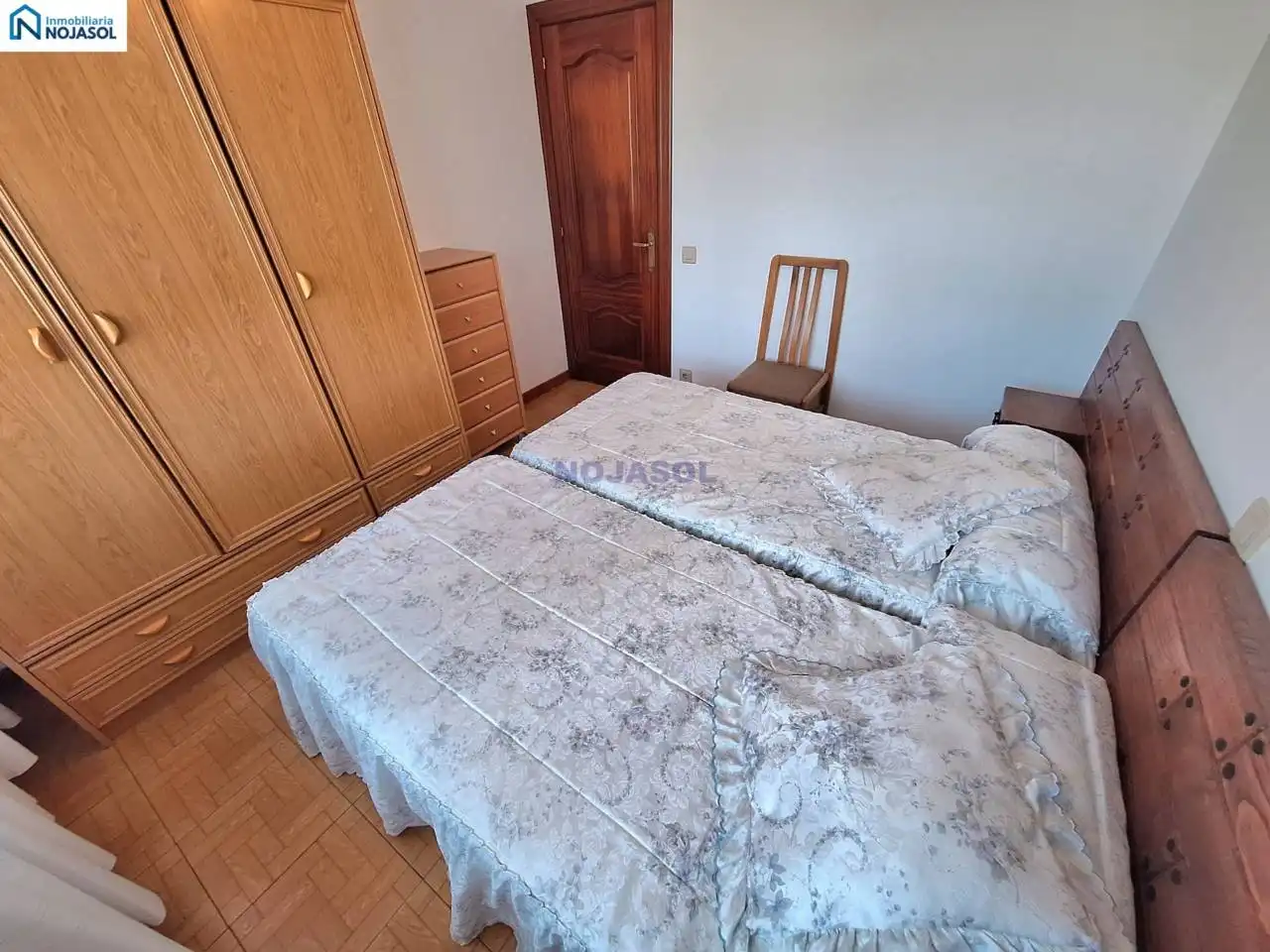 Dormitori de Casa o xalet de lloguer en Noja amb Calefacció, Jardí privat i Moblat