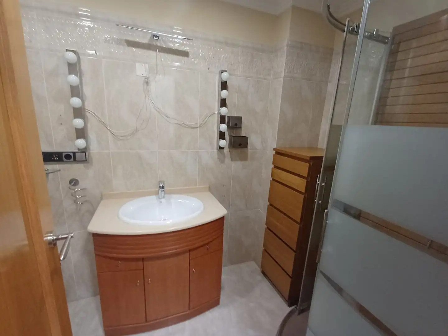 Badezimmer von Wohnung zum Verkauf in A Coruña Capital  mit Heizung, Abstellraum und Haustechnik