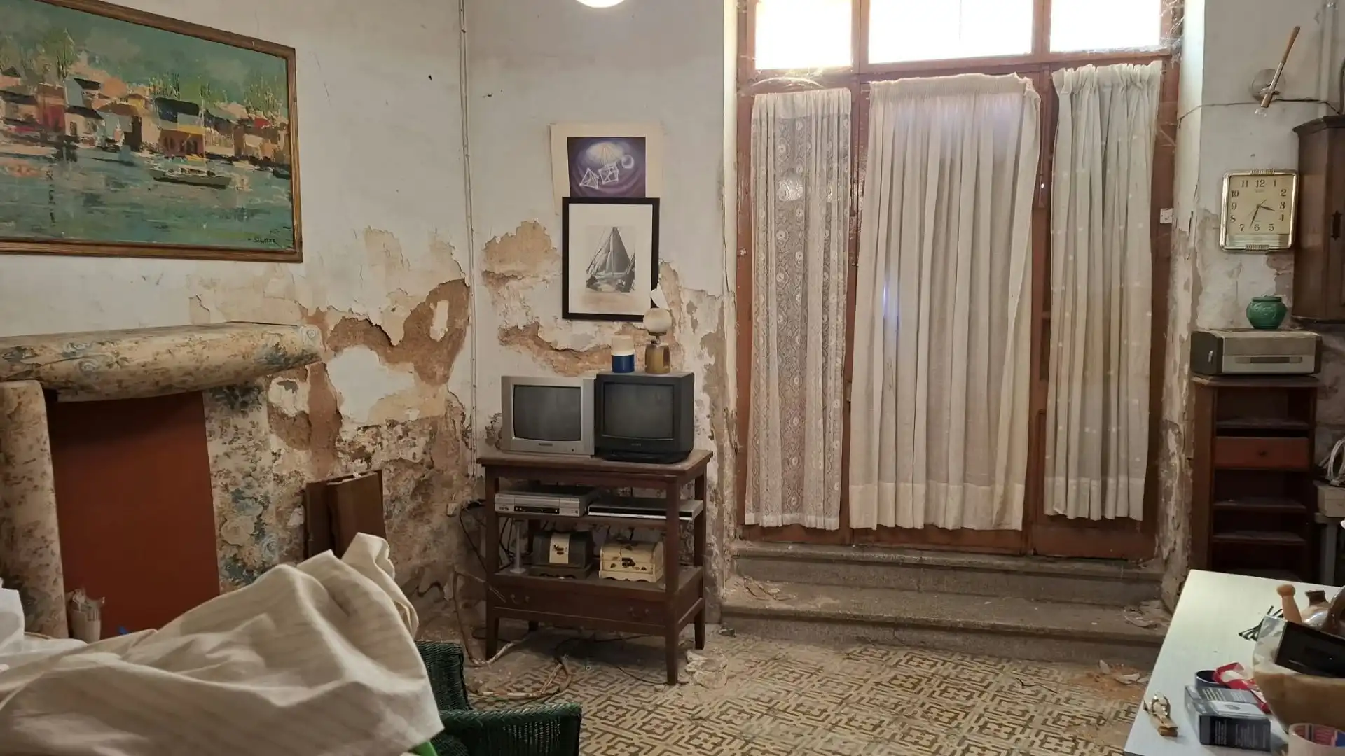Living room of Country homes for sale in Vallirana
