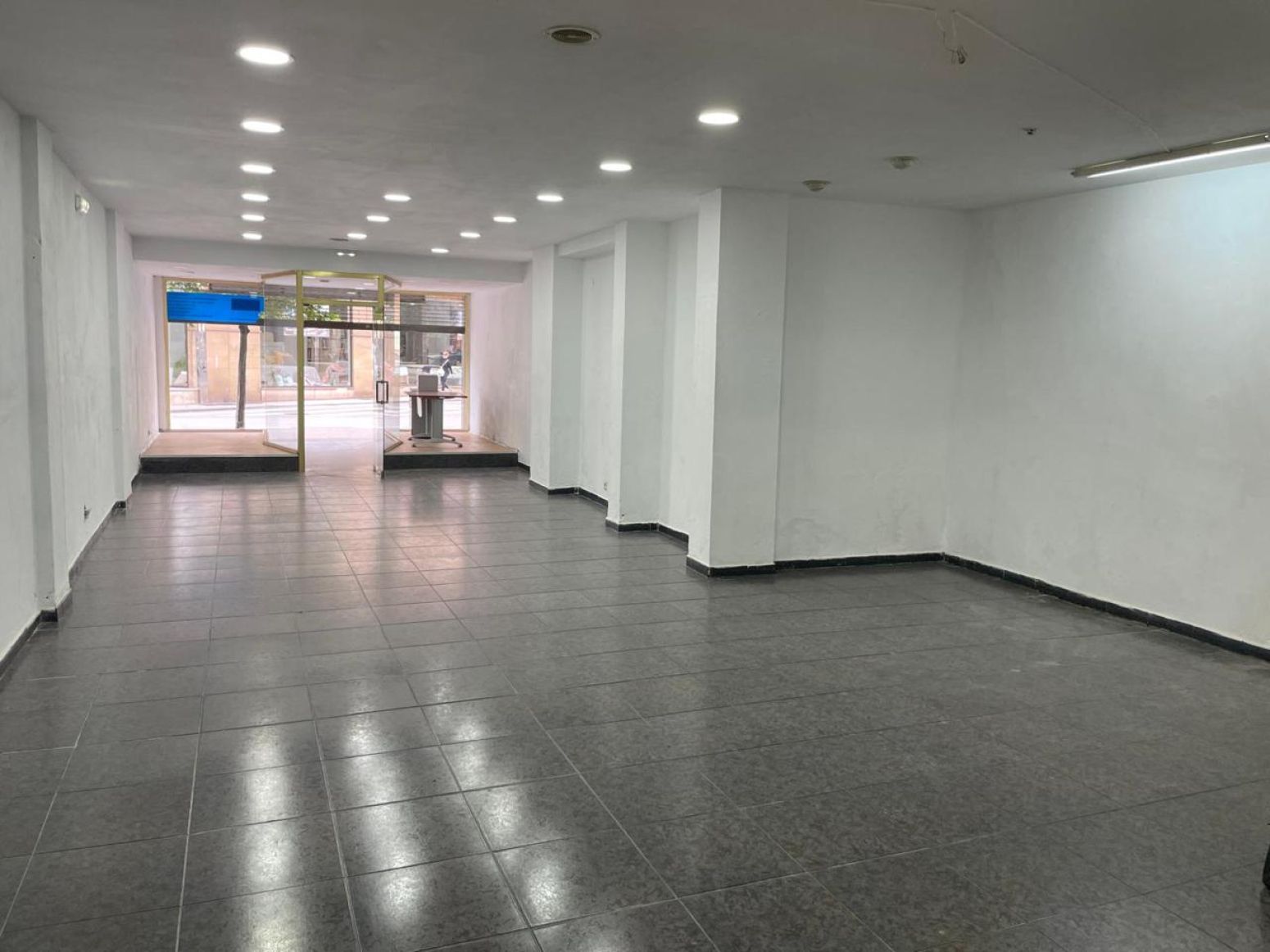 Premises to rent in Gijón 