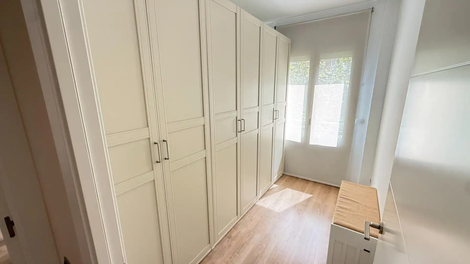 Bedroom of Flat for sale in Barcelona  with Air Conditioner, Heating and Parquet flooring