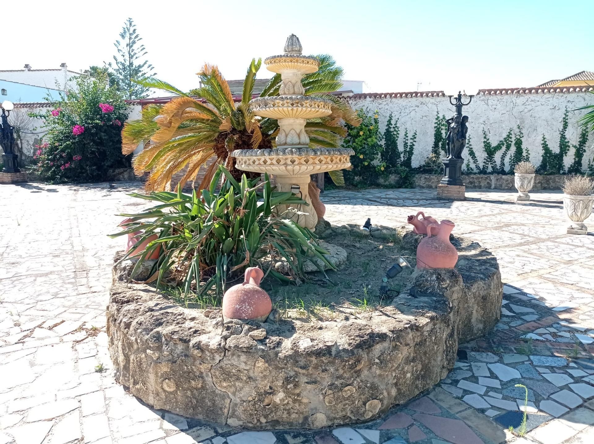 Garden of House or chalet for sale in Chiclana de la Frontera  with Air Conditioner, Heating and Storage room