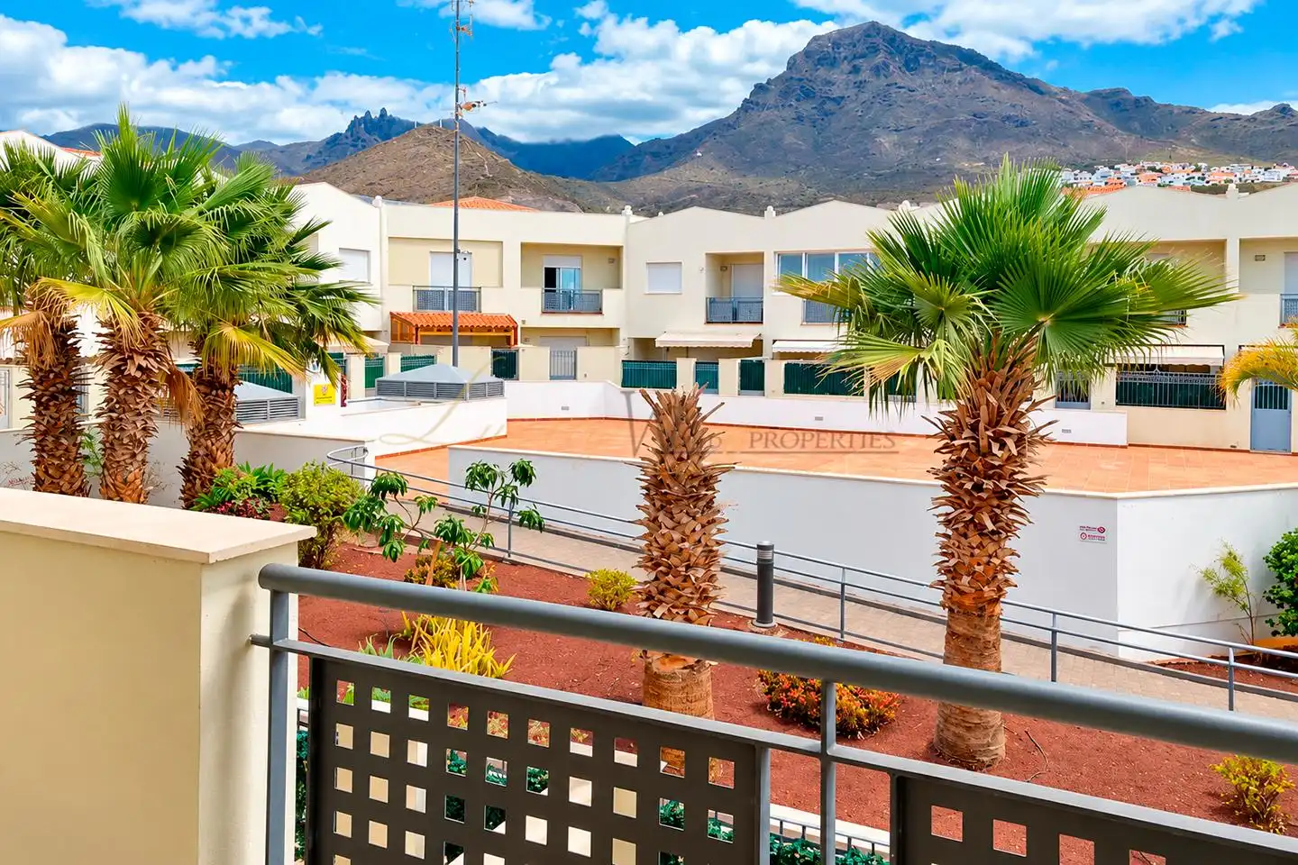 Casa con piscina en venta en Calle Beirut, imagen 12