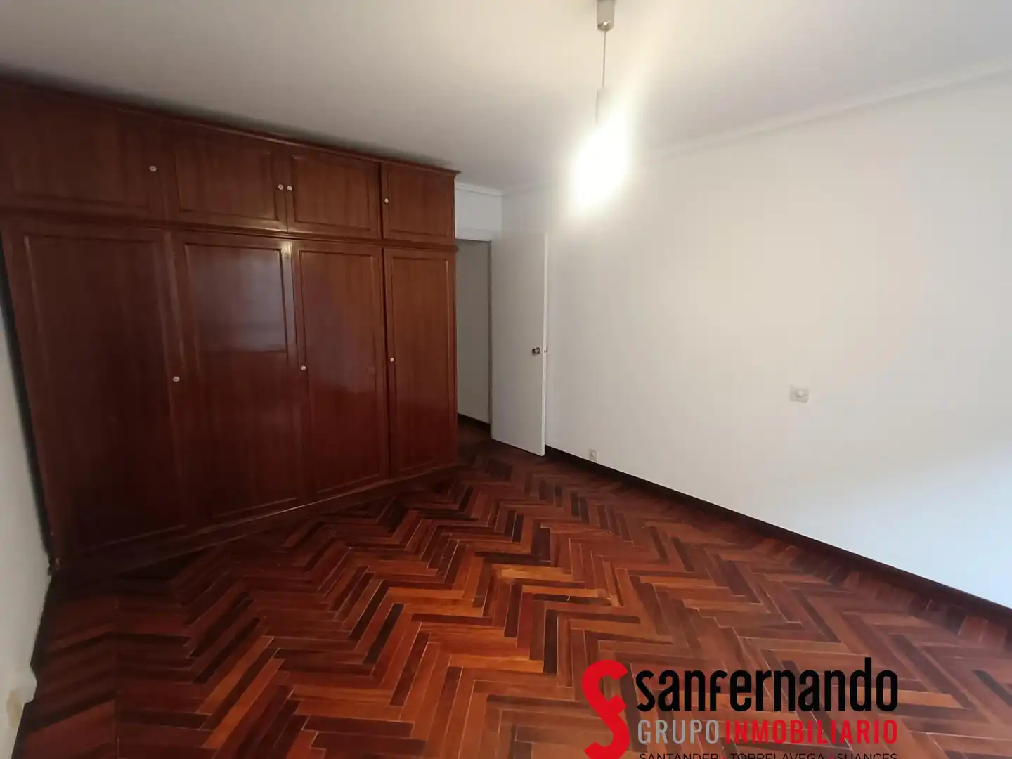 Bedroom of Flat for rent in Santander  with Heating, Parquet flooring and Balcony