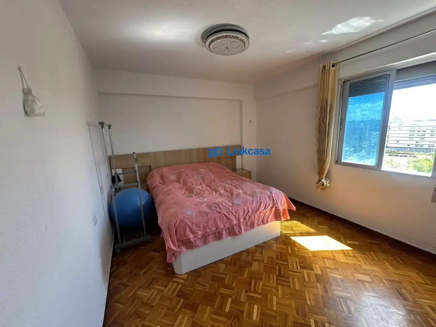 Habitación de Piso en venta en Madrid con Terraza