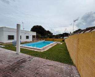 Swimming pool of House or chalet for sale in Chiclana de la Frontera  with Air Conditioner, Heating and Terrace