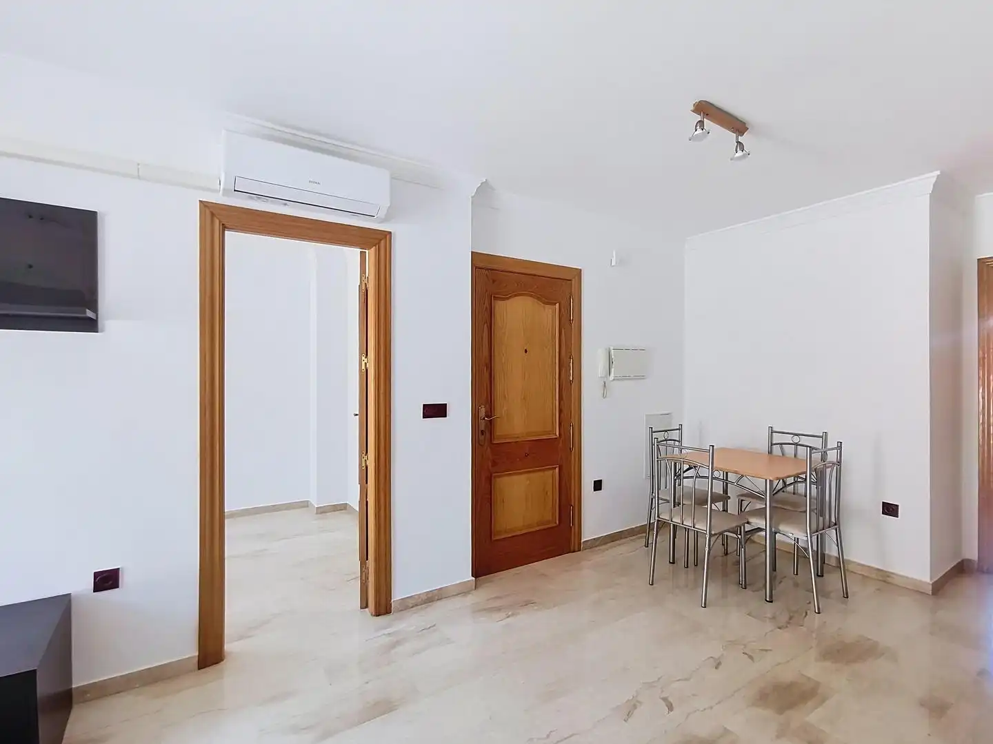 Wohnung mit Terrasse zur Miete in Calle Doctor Covo, imagen 5