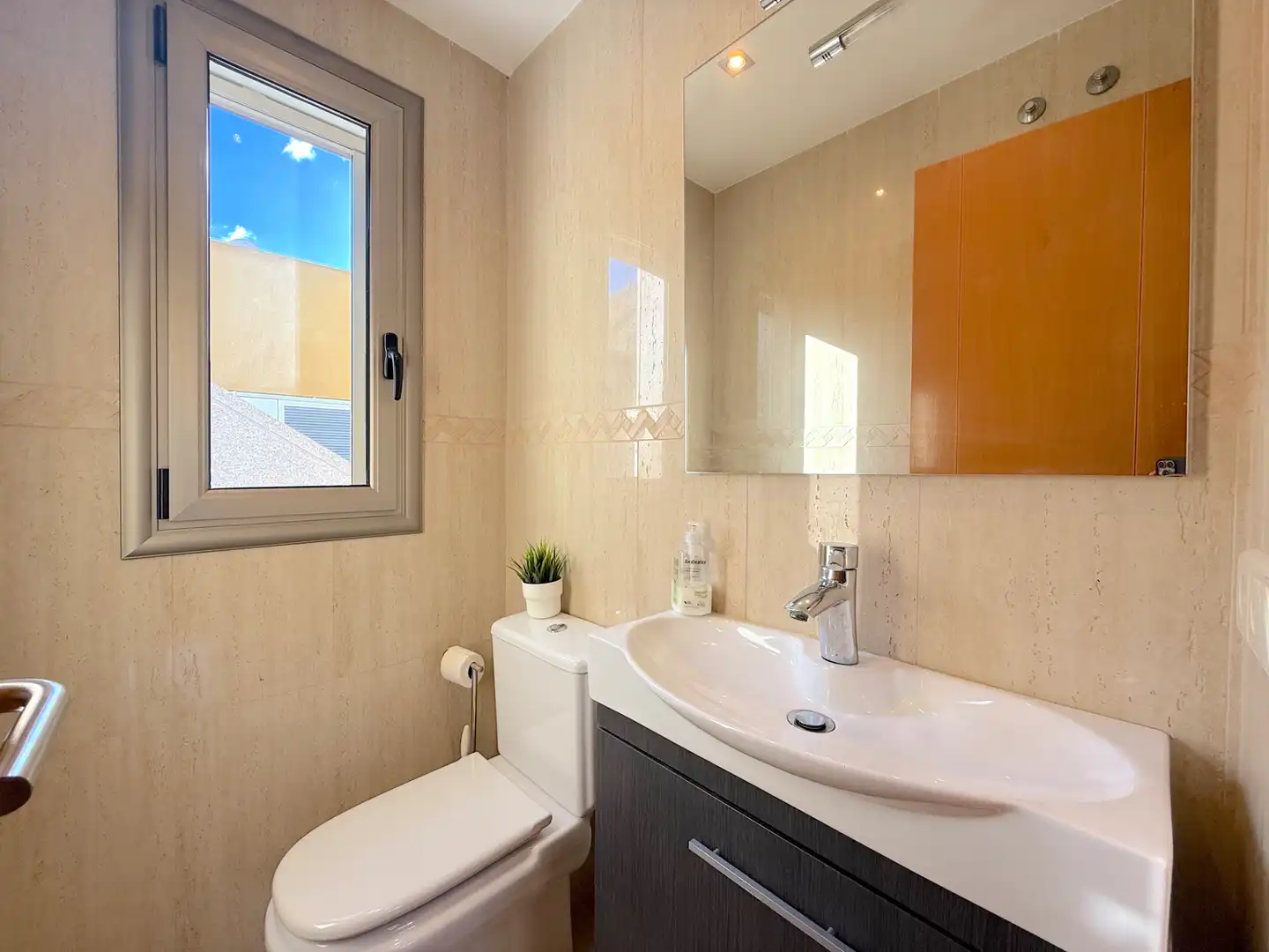 Baño de Casa o chalet de alquiler en Santa Cruz de Tenerife con Aire acondicionado, Jardín privado y Parquet