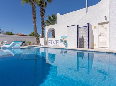 Casa con balcone in vendita a San Miguel de Salinas