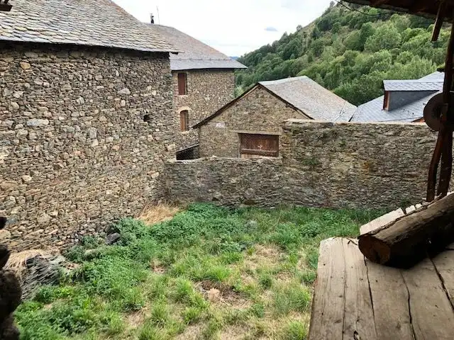 Vista exterior de Finca rústica en venta en La Guingueta d'Àneu