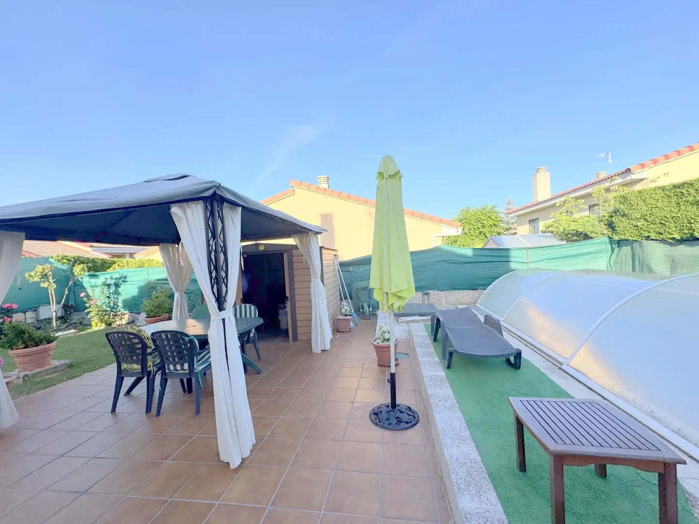 Terraza de Casa o chalet en venta en Herradón de Pinares con Calefacción, Jardín privado y Piscina