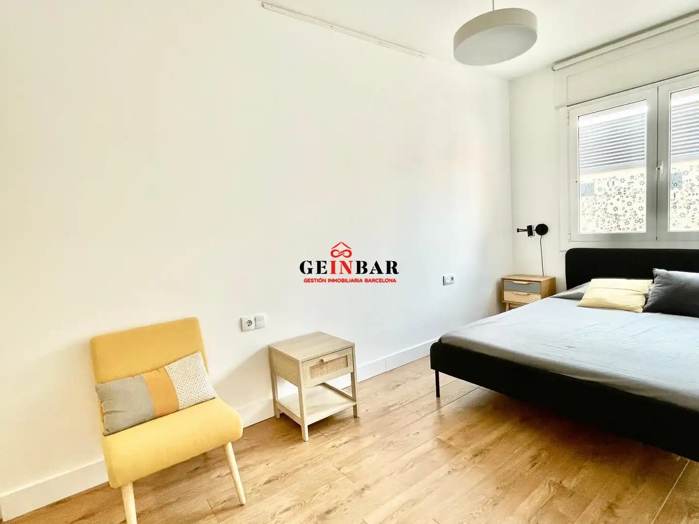 Schlafzimmer von Wohnung zum Verkauf in Barcelona mit Klimaanlage, Heizung und Parkett