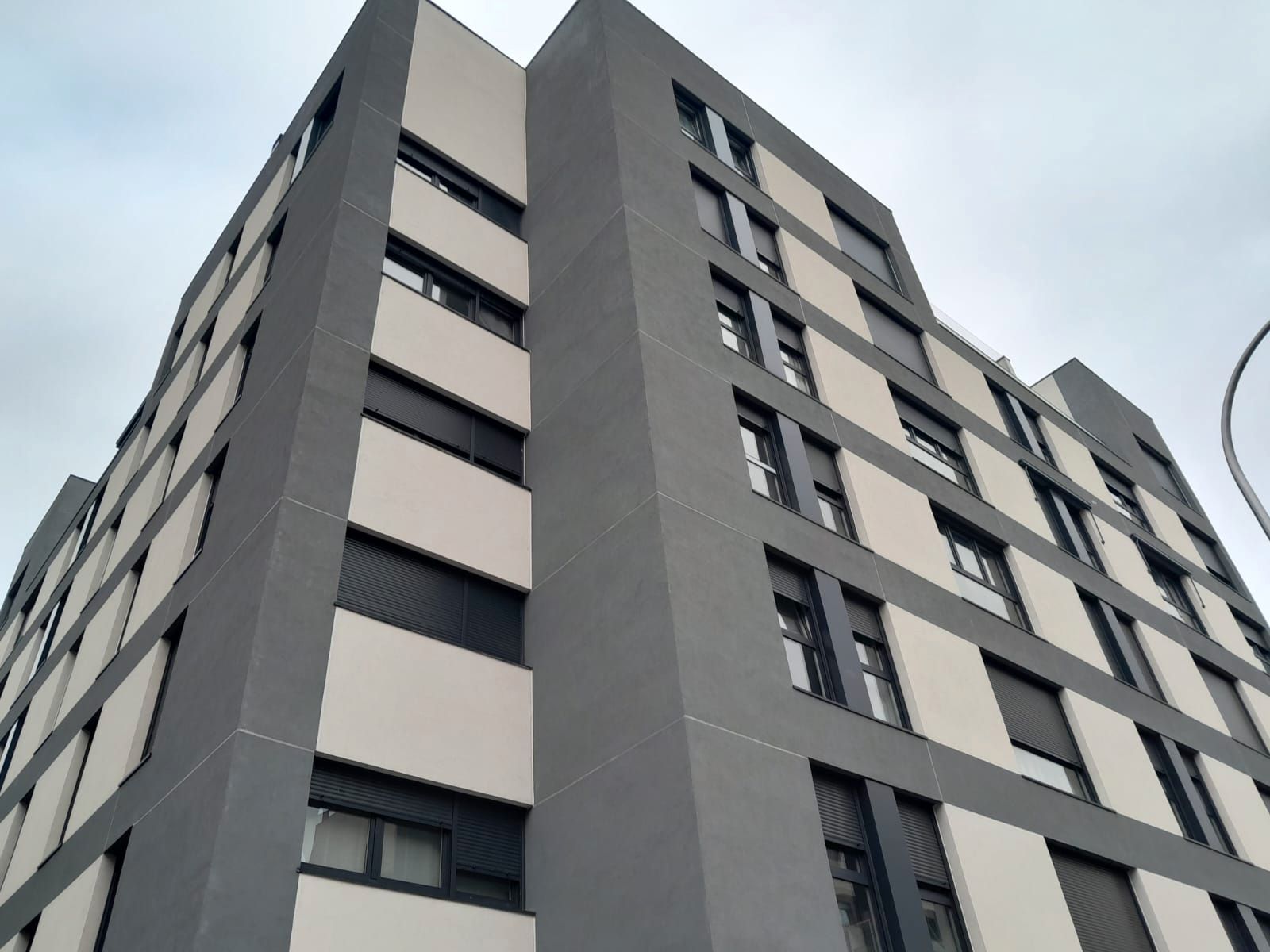 Exterior view of Flat for sale in  Madrid Capital  with Air Conditioner, Heating and Parquet flooring