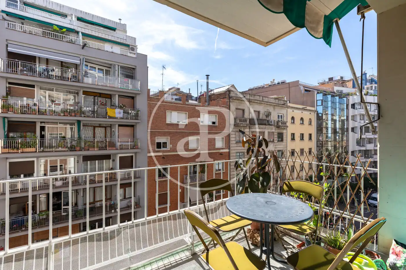 Terrassa de Pis en venda en Barcelona amb Aire condicionat, Calefacció i Terrassa