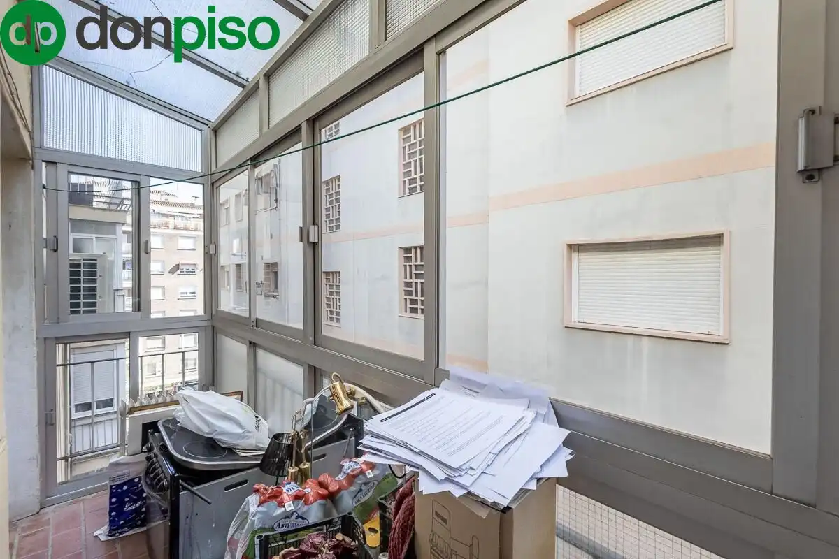 Apartament amb terrassa en venda a Calle ANGEL BARRIOS 1, imagen 2