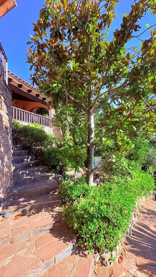 Jardí de Casa o xalet en venda en Castellar del Vallès amb Aire condicionat, Calefacció i Jardí privat