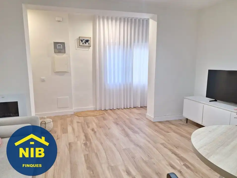 Living room of Flat for sale in Barcelona  with Parquet flooring and Storage room