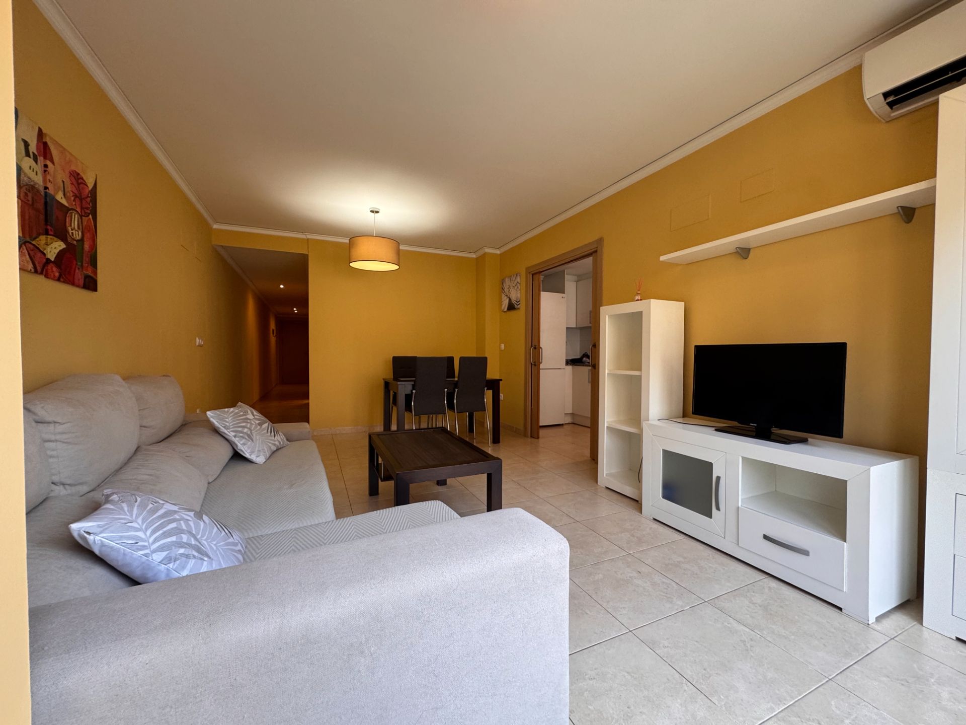 Sala de estar de Piso en venta en Castellón de la Plana / Castelló de la Plana con Aire acondicionado, Amueblado y Horno