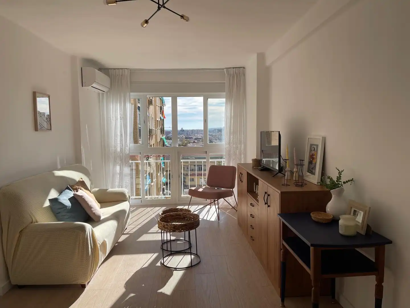 Sala de estar de Piso de alquiler en Málaga con Aire acondicionado, Amueblado y Lavadora