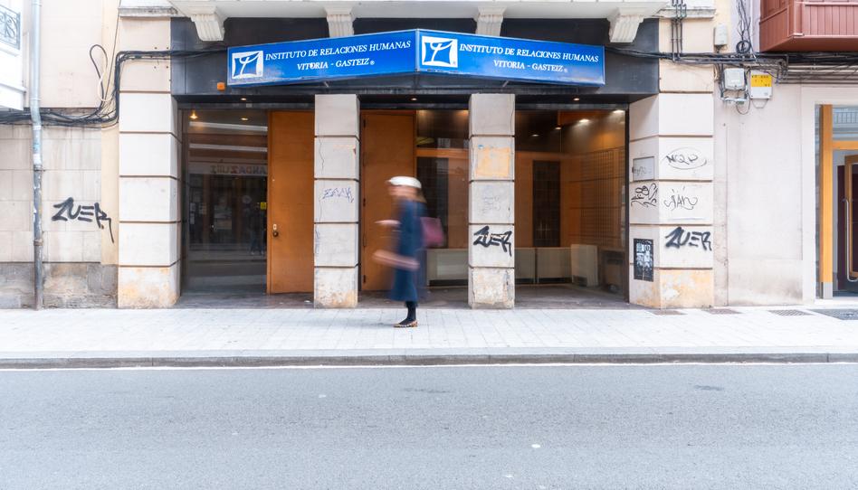 Photo 1 of Premises for sale in Avenida Beato Tomás de Zumárraga, 12, Coronación, Araba - Álava