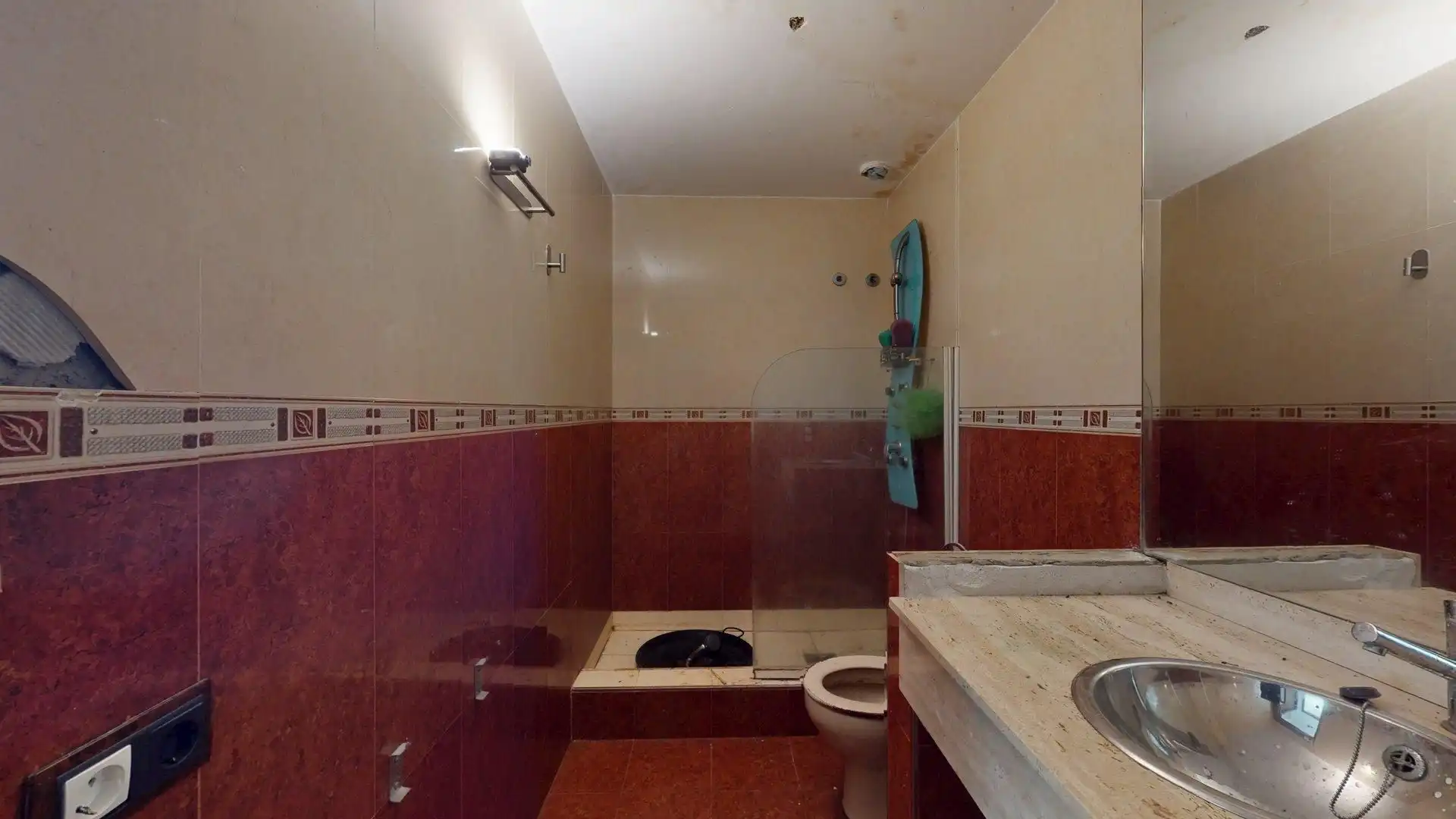 Bany de Casa o xalet en venda en Tordera amb Jardí privat, Terrassa i Traster